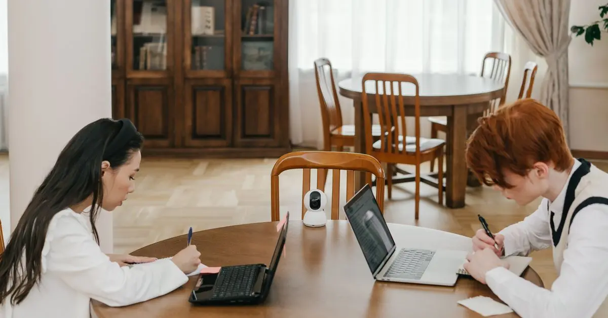 Cómo Superar la Distracción en la Formación a Distancia
