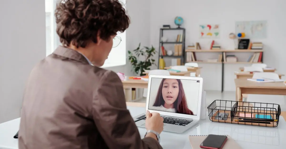 Cómo Evaluar la Calidad de un Curso de Formación a Distancia