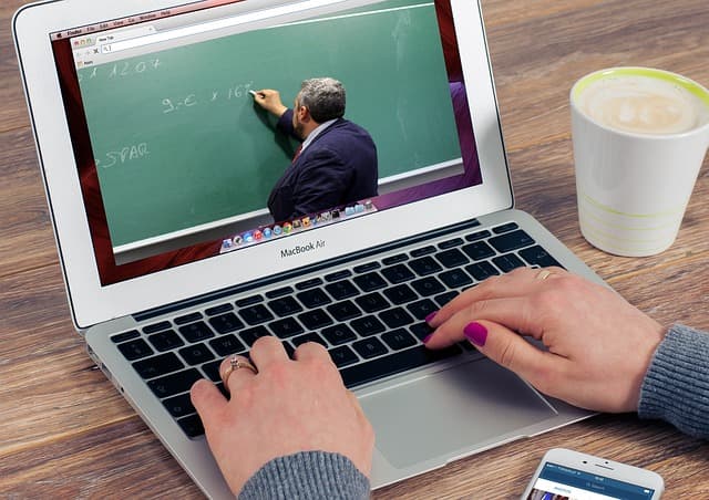 Cómo Elegir un Curso de Formación a Distancia que se Adapte a Ti